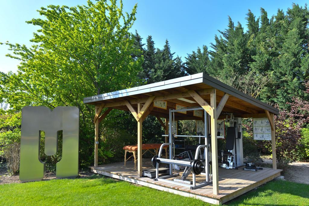Gite Des Carmes And Spa Le Thor Exterior photo